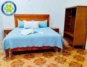 Postel nebo postele na pokoji v ubytování HOTEL EDELMIRA