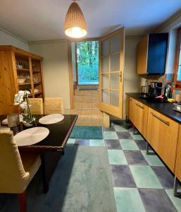 Kuchyňa alebo kuchynka v ubytovaní Buda Hills villa apartment