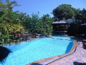 Bazén v ubytování Yulia Village Inn Ubud nebo v jeho okolí