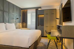 Four Points by Sheraton Budapest Danube客房内的一张或多张床位