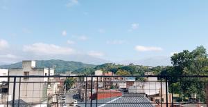 vista sulla città dal tetto di un edificio di Morita INN a San Salvador de Jujuy