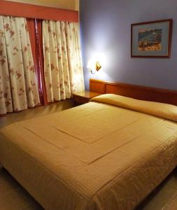 Cama ou camas em um quarto em Hotel Bristol Asuncion