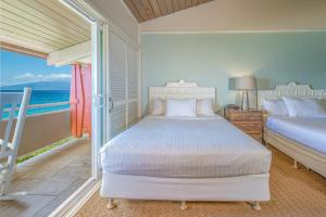 Cama o camas de una habitación en Kaanapali Ocean Inn