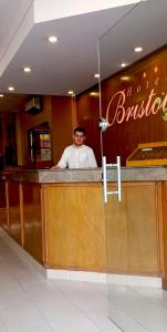 Hóspedes ficando em Hotel Bristol Asuncion