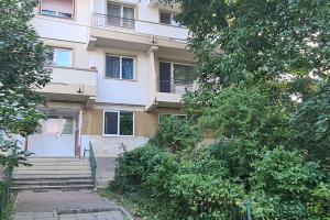 Το κτήριο όπου στεγάζεται  το διαμέρισμα
