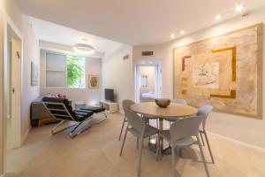 Renovated 3 Bedrooms / 2 bath on Frishman st.