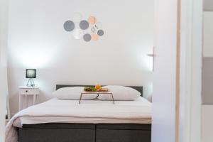 Postel nebo postele na pokoji v ubytování Dinara View Apartment-Knin + 26 fotografií