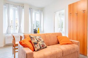 Гостиная зона в Guest Planet - Living Fortezza 27!