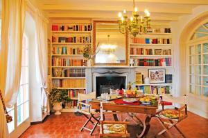 Gallery image of Villa Stefania con Piscina in Magazzini