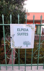 Fotografie z fotogalerie ubytování Elpida Suites v destinaci Nea Iraklia