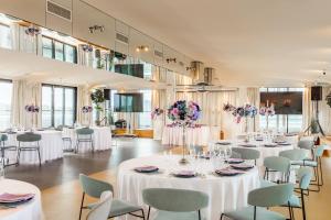 Un restaurant sau alt loc unde se poate mânca la Wellton Riverside SPA Hotel