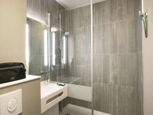 Koupelna v ubytování Hotel ibis Narbonne