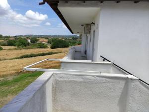 Balkón nebo terasa v ubytování Birdsong studio