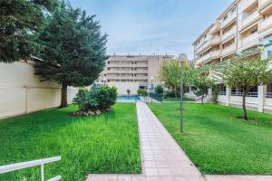 Vonkajšia záhrada v ubytovaní A&N Xauen Torre del Mar