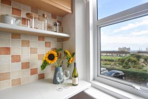 Fotografie z fotogalerie ubytování Flat 2, 10 Seafield Road v destinaci Seaton