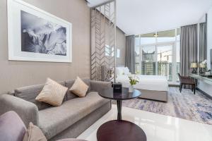 Un lugar para sentarse en White Sage - Fancy Studio With Mesmerizing Canal Views