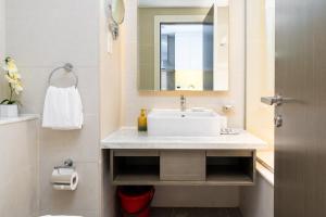 Un baño de White Sage - Fancy Studio With Mesmerizing Canal Views