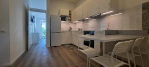 Η κουζίνα ή μικρή κουζίνα στο Fortress Stay