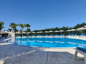 The swimming pool at or close to Residence Hydria