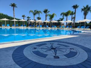 The swimming pool at or close to Residence Hydria