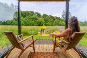 Zahrada ubytování Killarney Glamping at the Grove, Suites and Lodges