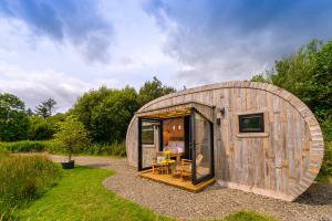 Zahrada ubytování Killarney Glamping at the Grove, Suites and Lodges