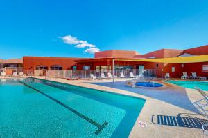 Πισίνα στο ή κοντά στο Vistoso Village #183