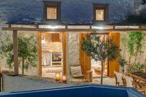 Patio alebo iná vonkajšia časť ubytovania ALBA