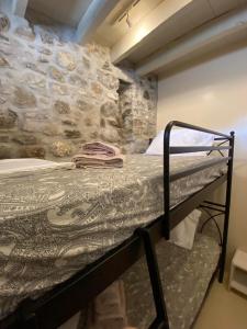 Postel nebo postele na pokoji v ubytování Monastery View House + 22 fotografií