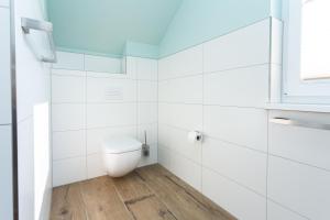 Koupelna v ubytování Geiseltalsee Haus am See mit Wallbox