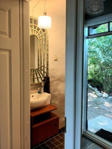 Gallery image of Sallimeister Linda külalistemaja. in Haapsalu +8 photos