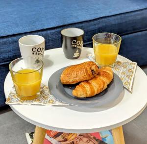 1 Min to the Beach Apartment - Kitchen - Tramway - Air Conditioner - Wifi - Promenade Des Anglais