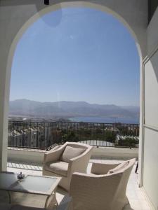 Afbeelding uit fotogalerij van Top Penthouse with best sea View in Eilat