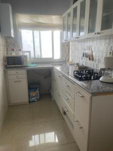 Η κουζίνα ή μικρή κουζίνα στο Appartement sable d’or