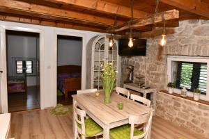 Fotografie z fotogalerie ubytování Great place for relaxation v destinaci Gornji Proložac + 32 fotografií