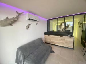 Część wypoczynkowa w obiekcie MarinesAppartement, Le quai Tropézien marina