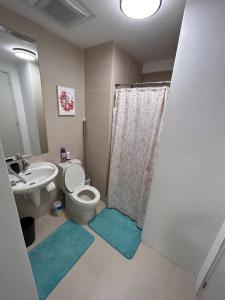 Ένα μπάνιο στο New Escape (The New staycation in Quezon City)