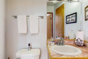 Foto de la galería de Artist's Retreat en Jenner 12 fotos más