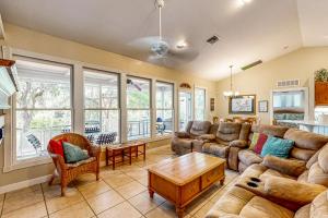 Φωτογραφία από το άλμπουμ του Suwanee House σε Bell