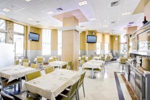 TV a/nebo společenská místnost v ubytování Hotel Montedobra