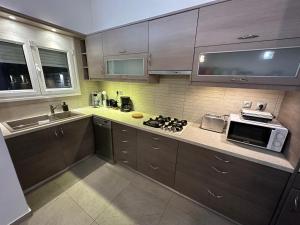 Billede fra billedgalleriet på Ocean Waves - Alykes Beach i Dhrosiá + 29 billeder