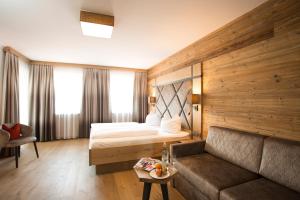 Postel nebo postele na pokoji v ubytování Landgasthof Schmuck
