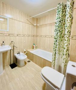 A bathroom at Rooftop Pool Apartment Corralejo