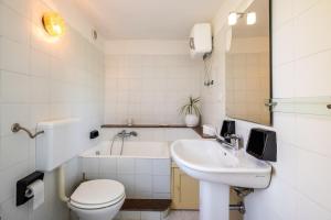 Et badeværelse på Villa Grazia + 13 billeder