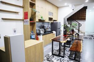 Kuchyň nebo kuchyňský kout v ubytování AMANGO HOSTEL