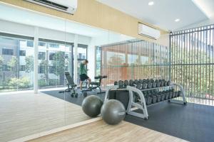 Fitness center at/o fitness facilities sa PlayStaytion Centura 3 Bedroom 2 Bathroom by RBNB