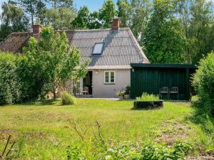 Zahrada ubytování 4 person holiday home in Rudkøbing-By Traum