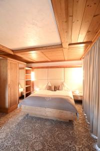 Posteľ alebo postele v izbe v ubytovaní Apartmenthaus Sonnenhang