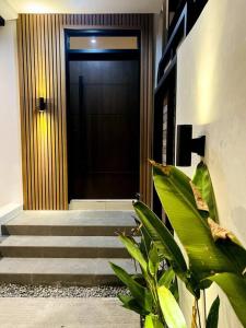 Gallery image of Couple Pad with own bath near Clark (Casa Isabela) in Mabalacat +11 photos