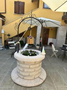 A patio or other outdoor area at Al bosco incantato